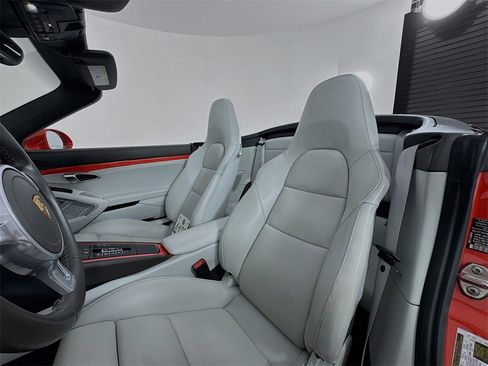 Certified 2016 Porsche 911 Turbo S image 5