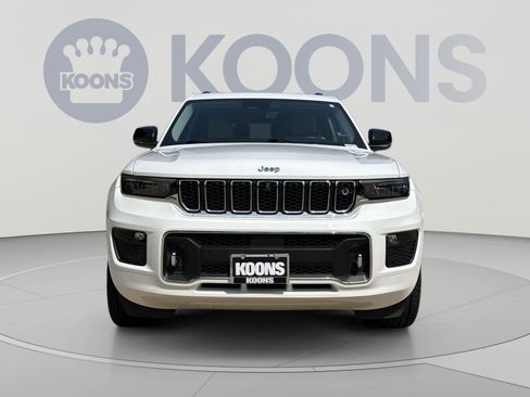 Used 2021 Jeep Grand Cherokee L Overland w/ Advanced Protech Group III AWD/4WD image 11
