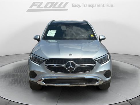 Used 2023 Mercedes-Benz GLC 300 4MATIC image 3