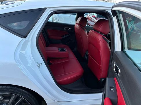 Used 2023 Acura Integra A-Spec image 19