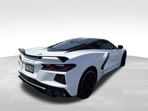 Used 2021 Chevrolet Corvette Stingray Preferred Cpe w/ Z51 Performance Package RWD image 3