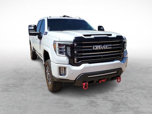 Used 2023 GMC Sierra 2500 AT4 w/ AT4 Preferred Package AWD/4WD image 2