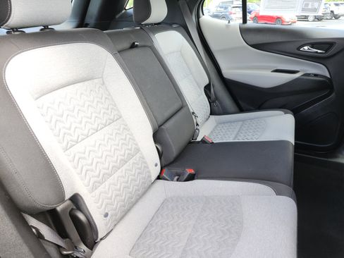 Used 2022 Chevrolet Equinox LS AWD/4WD image 19