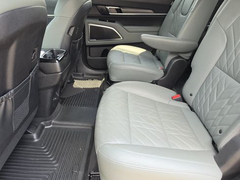 Used 2023 Kia Telluride SX X-Pro AWD/4WD image 12