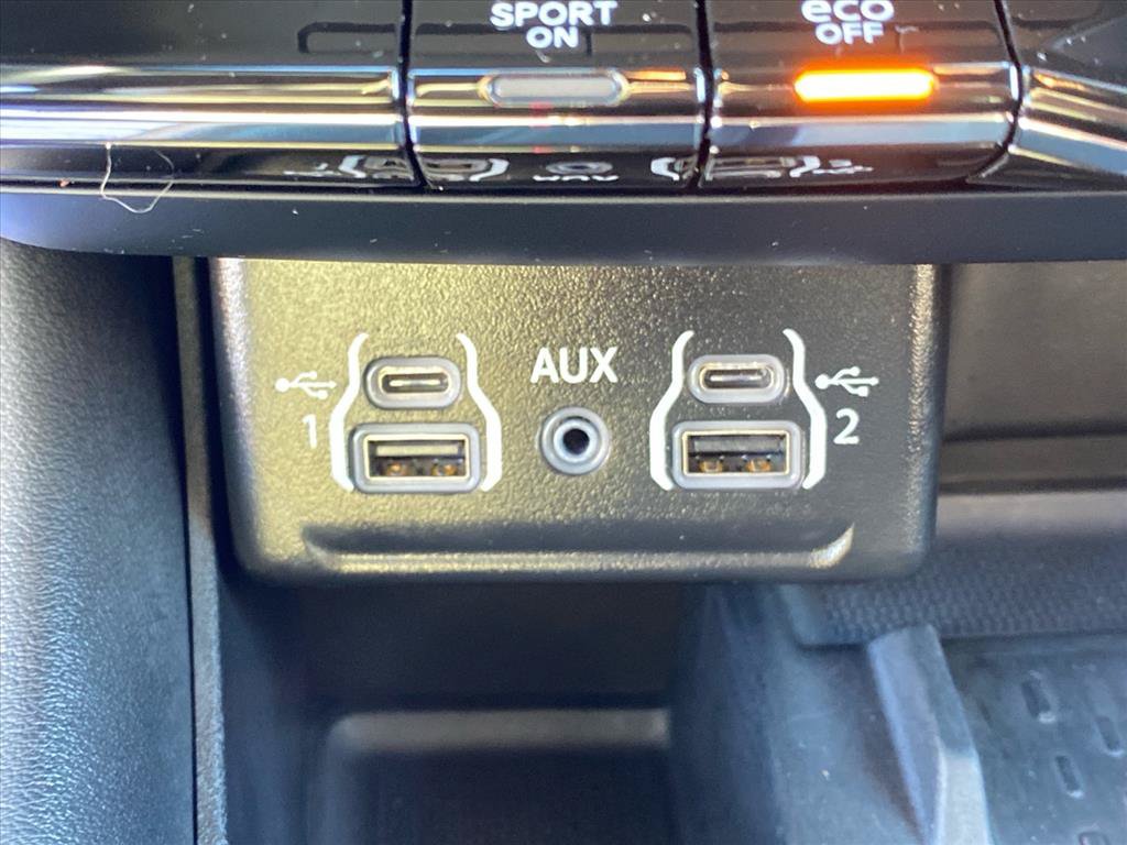 Used 2025 Dodge Durango R/T AWD/4WD image 14