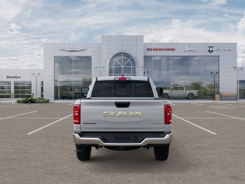 New 2025 RAM 1500 Big Horn AWD/4WD image 8