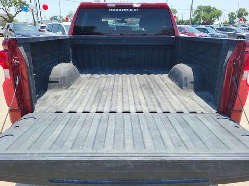 Certified 2021 Chevrolet Silverado 1500 RST image 22