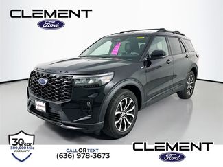 New 2026 Ford Explorer ST-Line video 1