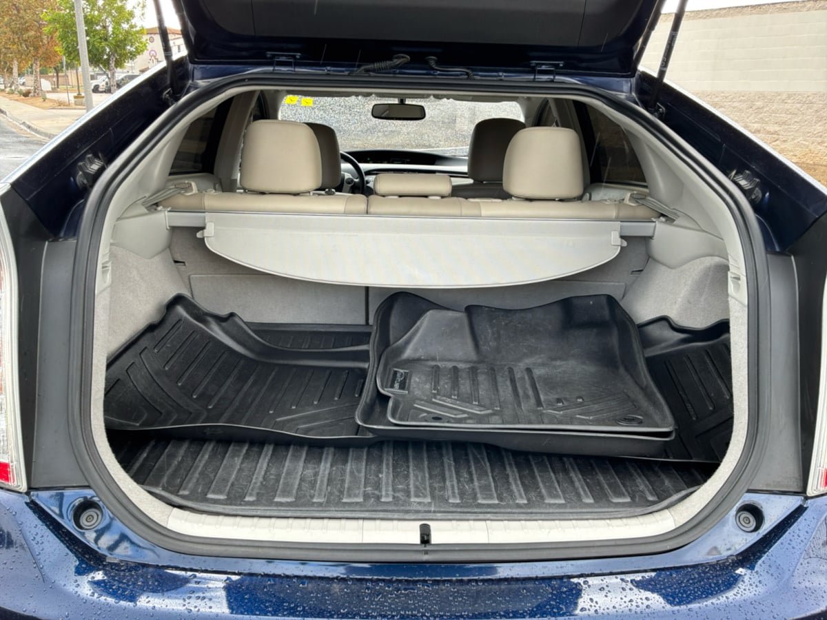 Used 2013 Toyota Prius Four FWD image 22