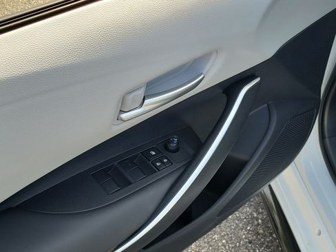 Used 2025 Toyota Corolla FX w/ Convenience Package FWD image 20