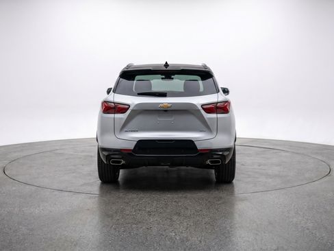 Used 2025 Chevrolet Blazer LT FWD image 7