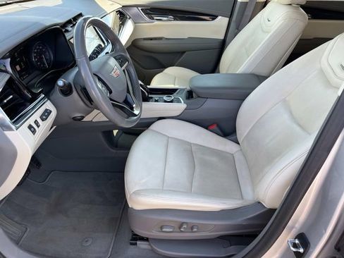 Used 2020 Cadillac XT6 Premium Luxury FWD image 31