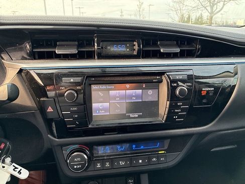 Certified 2016 Toyota Corolla S image 27