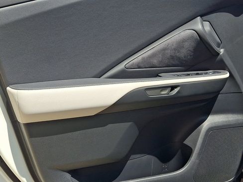 New 2026 Lexus TX 500h AWD image 10