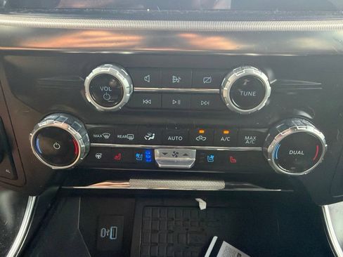 Used 2023 Ford F150 Raptor w/ Raptor Carbon Fiber Package AWD/4WD image 13