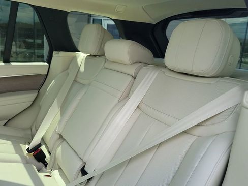 New 2026 Land Rover Range Rover SE AWD/4WD image 15