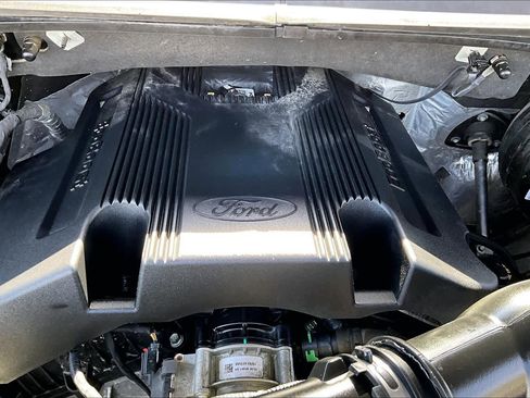 Used 2020 Ford F150 Lariat w/ Equipment Group 502A Luxury image 32