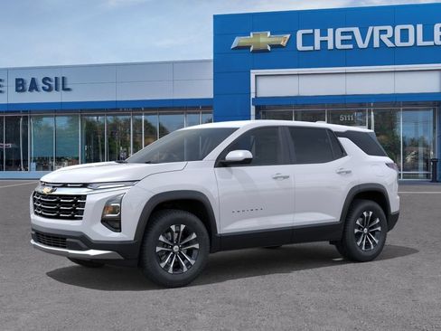 New 2027 Chevrolet Equinox LT FWD image 2