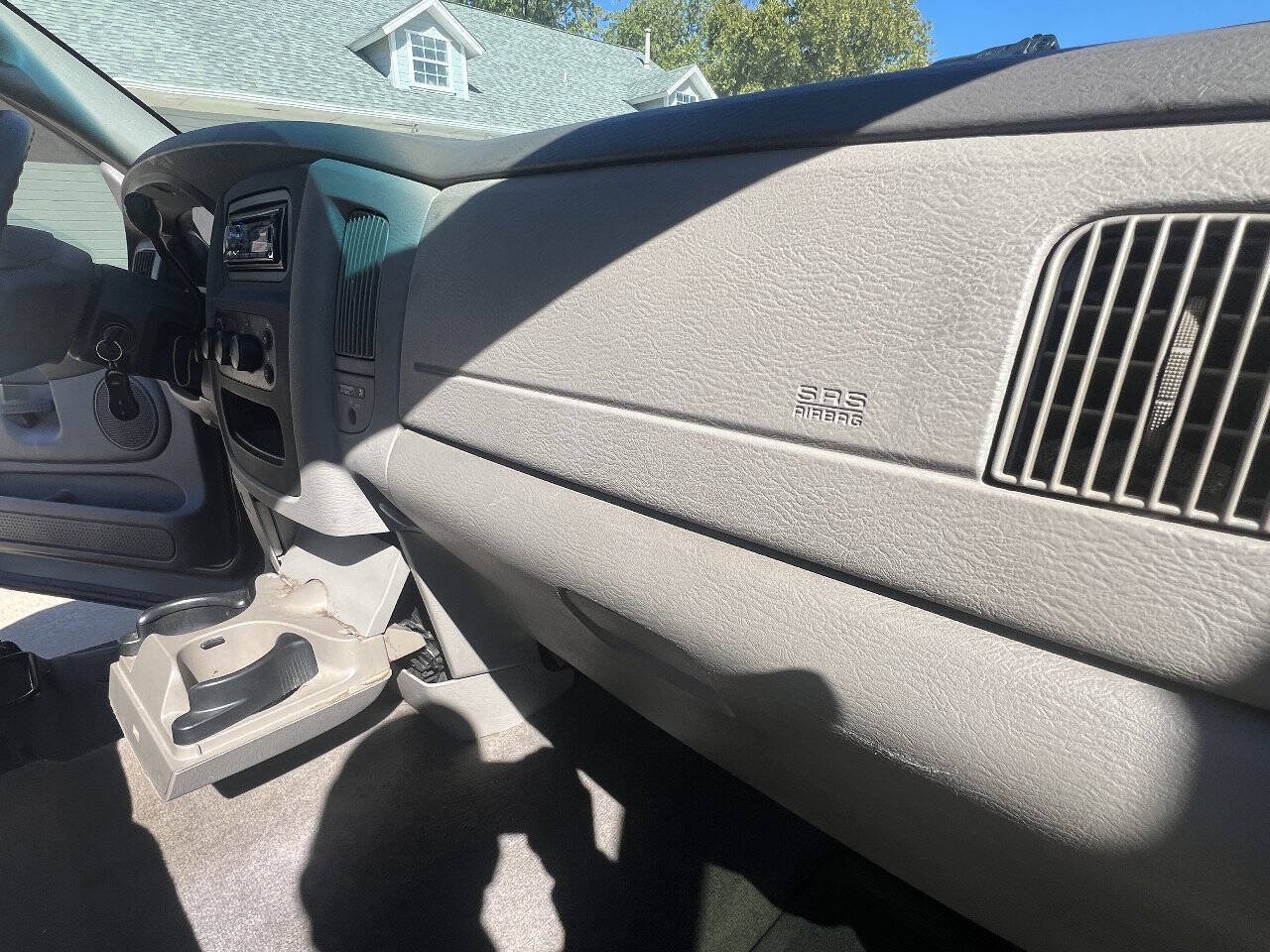 Used 2004 Dodge Ram 1500 Truck SLT RWD image 19