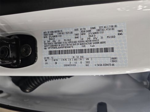 Used 2024 Ford F150 Lariat w/ FX4 Off-Road Package image 35