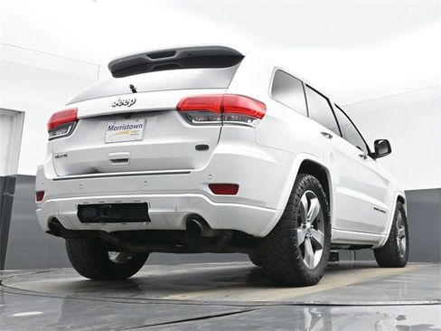 Used 2014 Jeep Grand Cherokee Overland image 48