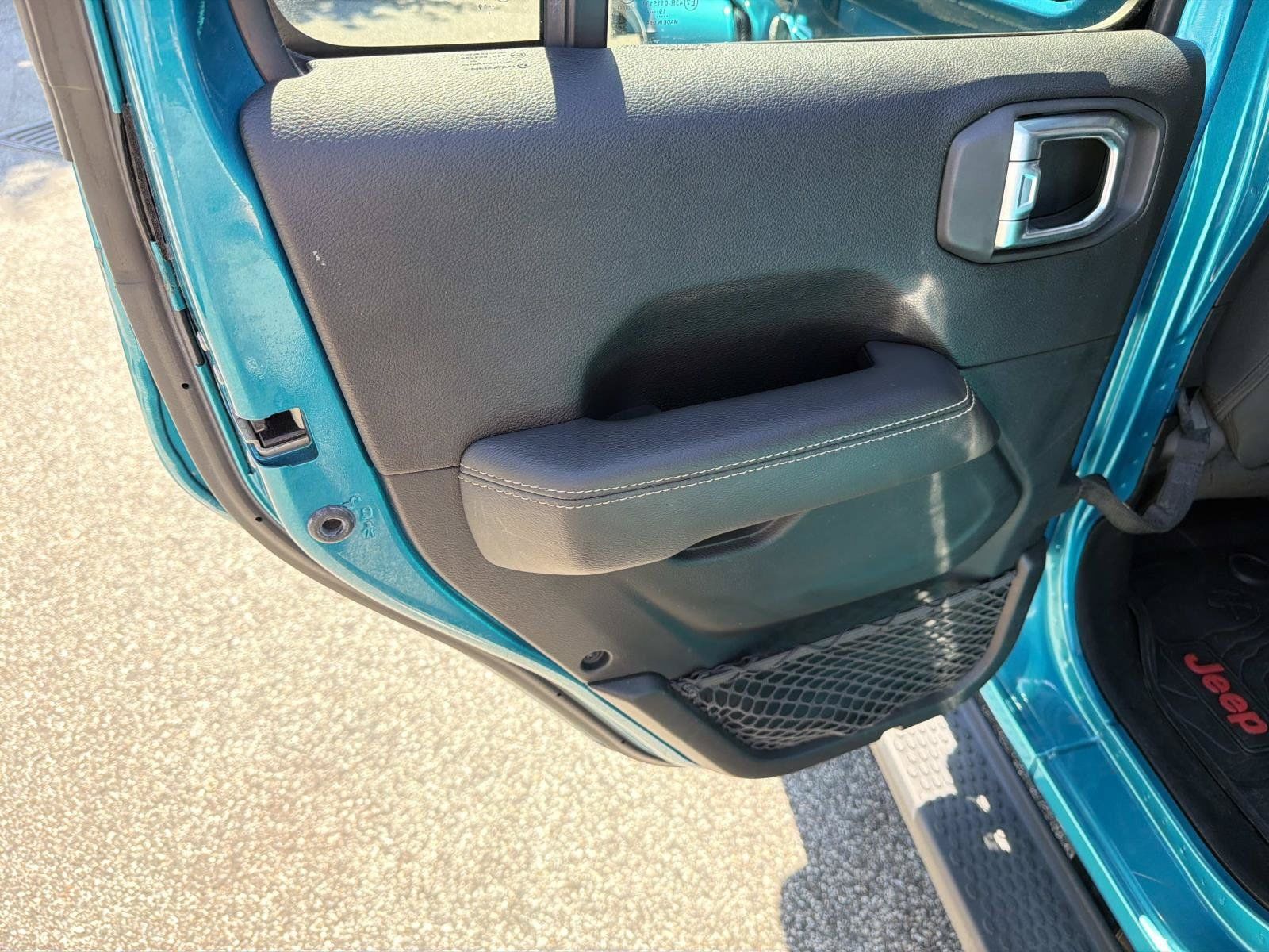 Used 2019 Jeep Wrangler Unlimited Sahara AWD/4WD image 22