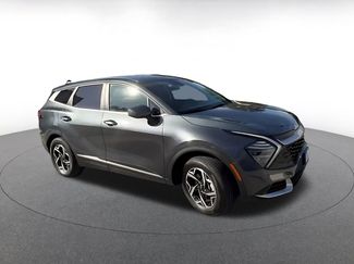 Used 2025 Kia Sportage LX video 2