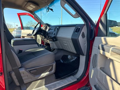 Used 2009 Ford F250 XLT image 35