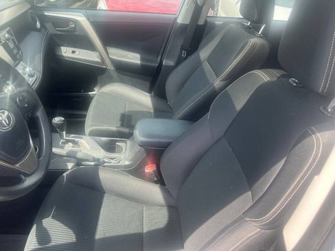 Used 2013 Toyota RAV4 XLE AWD/4WD image 6