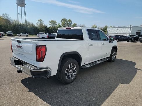 Used 2026 GMC Sierra 1500 SLT image 5