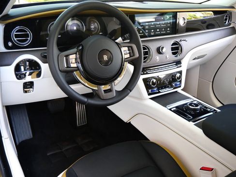 Certified 2024 Rolls-Royce Spectre w/ Spectre Launch Package AWD/4WD image 28
