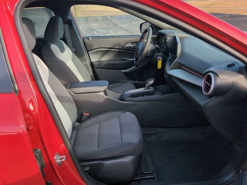 New 2026 Chevrolet Trax RS image 25