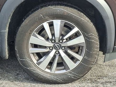 Used 2022 Nissan Pathfinder SL image 8