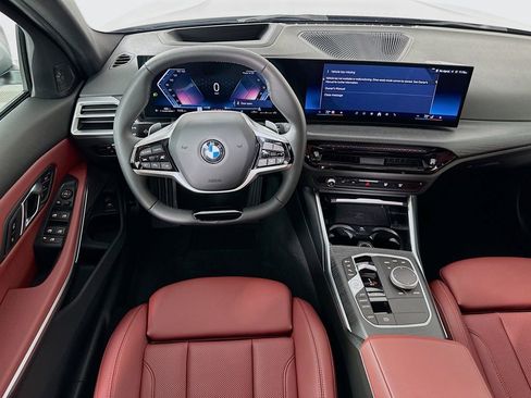 Used 2025 BMW 330i Sedan w/ Premium Package RWD image 23
