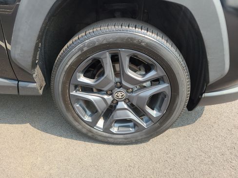 Certified 2024 Toyota RAV4 Adventure AWD/4WD image 12