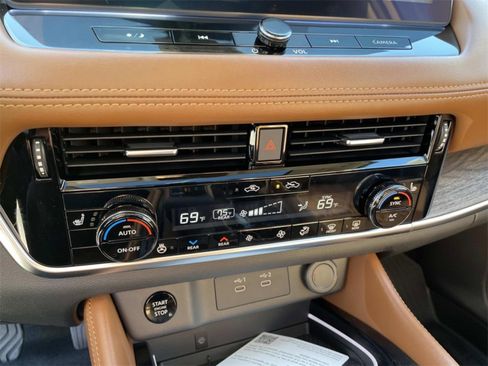 New 2026 Nissan Rogue Platinum image 25