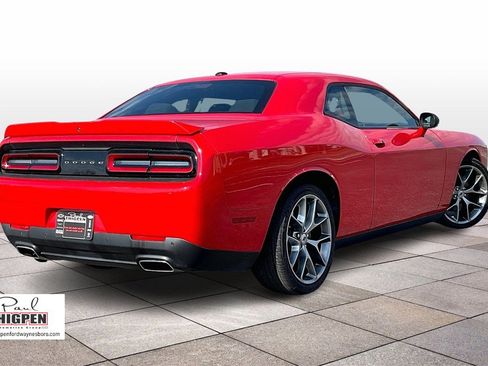 Used 2022 Dodge Challenger GT image 12