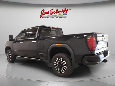 Used 2025 GMC Sierra 2500 Denali Ultimate AWD/4WD image 4