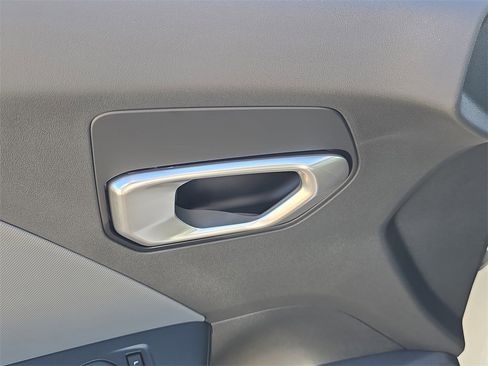 New 2025 Kia K4 LXS image 21