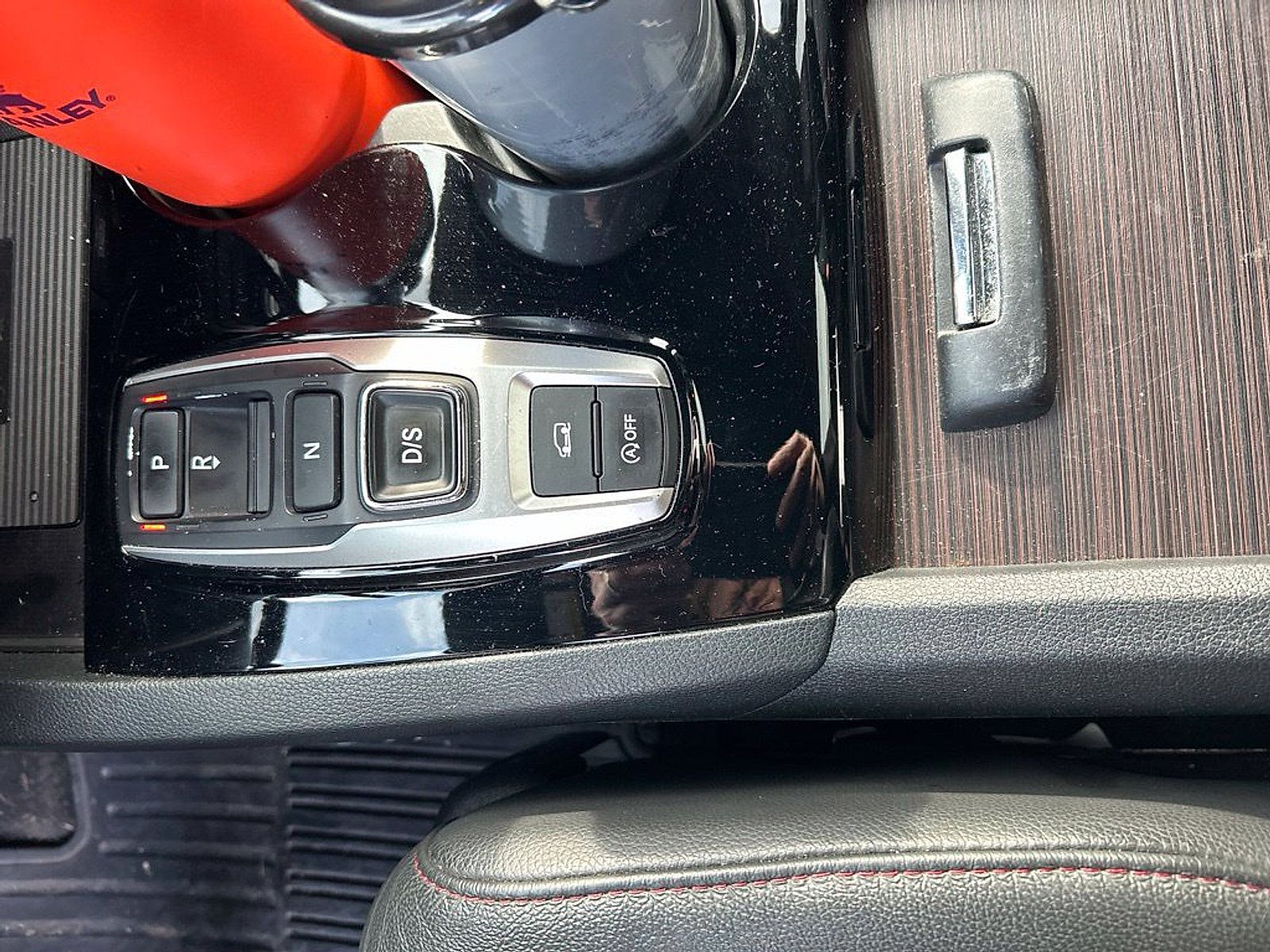 Used 2021 Honda Pilot Black Edition image 2