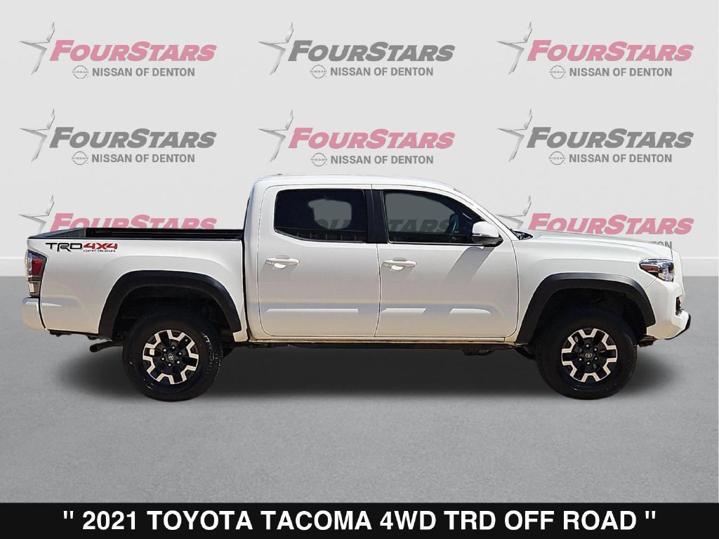 Used 2021 Toyota Tacoma TRD Off-Road w/ Technology Package AWD/4WD image 3