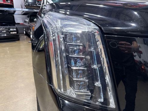 Used 2015 Cadillac Escalade Premium RWD image 51