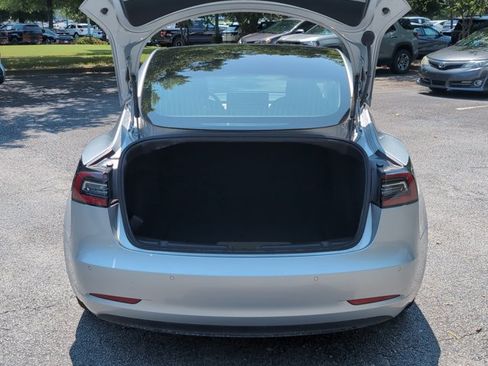 Used 2018 Tesla Model 3 Long Range RWD image 7