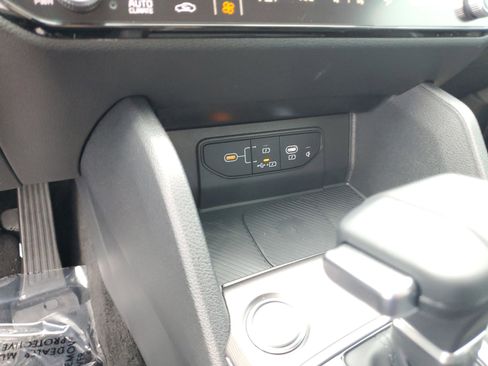 New 2026 Kia Sportage SX FWD image 18