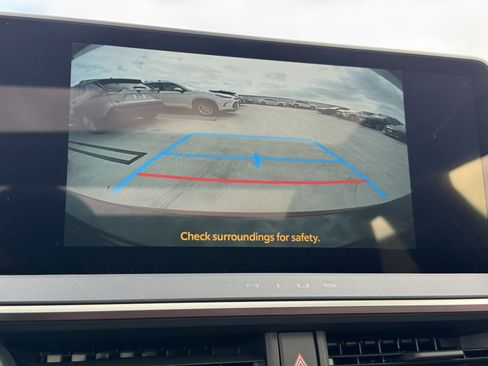 New 2026 Toyota Prius Plug-In Hybrid image 6