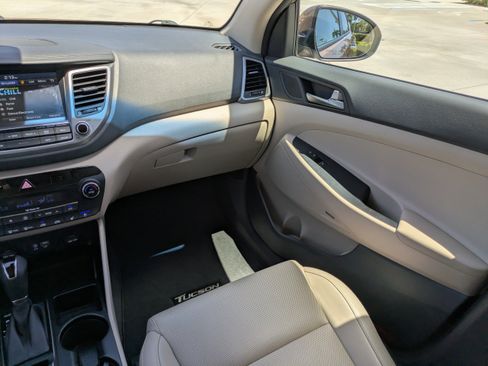 Used 2017 Hyundai Tucson Limited w/ Limited Ultimate Package 03 image 16