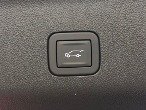 New 2026 GMC Yukon XL AT4 Ultimate image 15