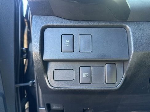 Used 2020 Toyota Tacoma SR w/ Phone Cable & Charge Package image 24