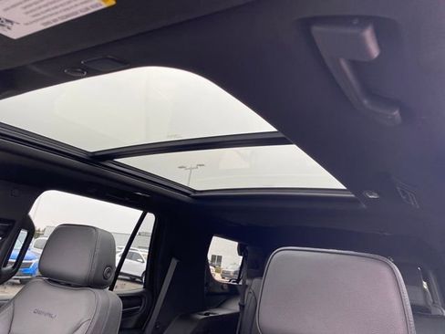 Certified 2023 GMC Yukon Denali AWD/4WD image 15