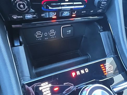 Used 2025 Jeep Grand Cherokee Summit image 69